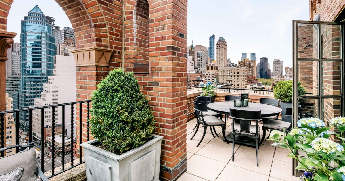 Manhattan Residences with Stunning Skyline Views | Corcoran