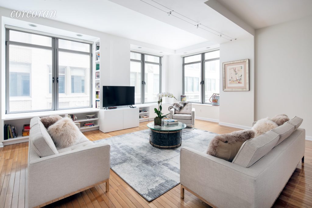 252 Seventh Avenue, Apartment 8B, Chelsea/Hudson Yards. 