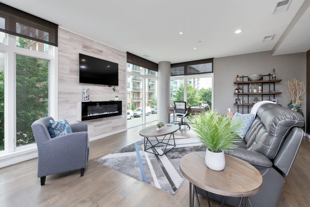 333 S Monroe Street, Unit 209, Denver