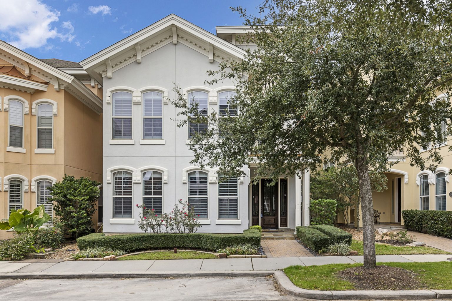 Standout Homes For Sale Under 1 Million Inhabit