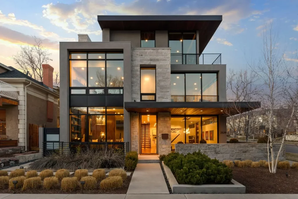 2539 E. 5th Ave