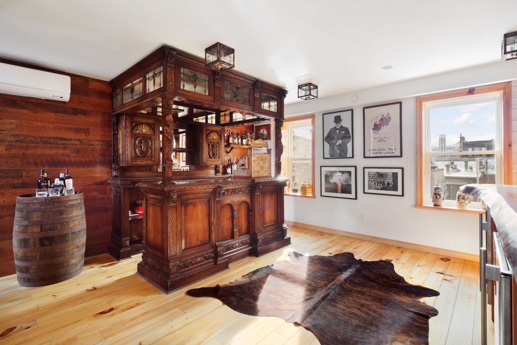 A British pub atop the top floor