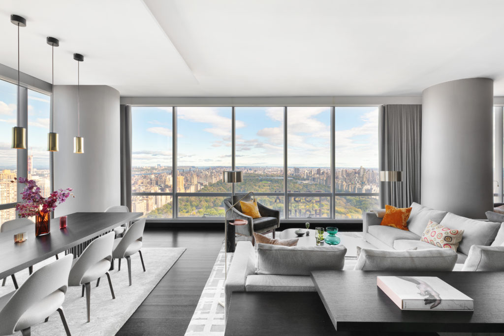 This Central Park South residence peers across verdant Central Park and the New York City skyline.