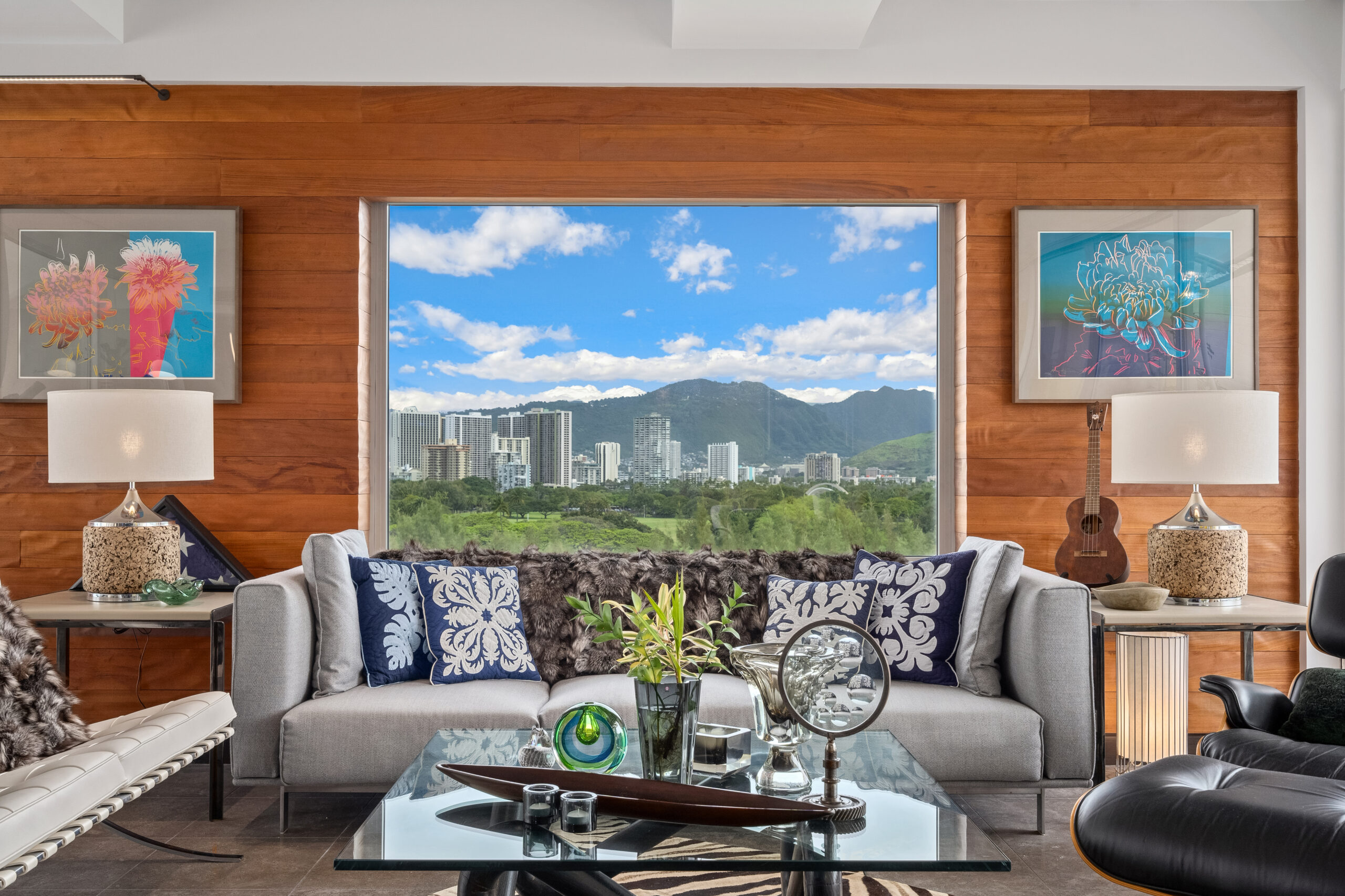 living room of 2979 Kalakaua Avenue, Honolulu